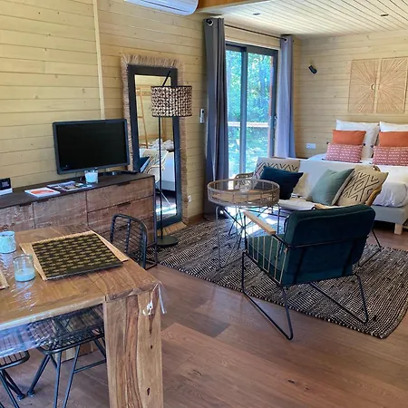 Exotique 4 - Mas De Rey * Arpaillargues-et-Aureillac